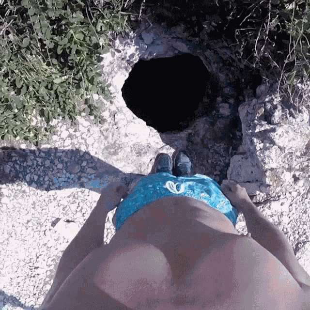 Jumping Hole Huge Vagina GIF - Jumping Hole Huge Vagina GIFs