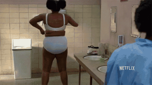 Wigglewiggle Oitnb GIF