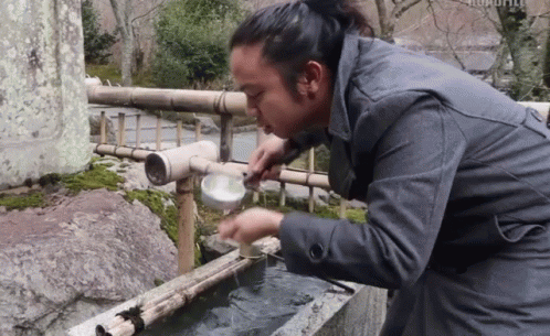 Roadfill Thirsty GIF - Roadfill Thirsty Water GIFs