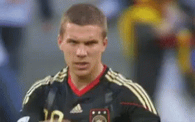 Oh Nein, Nein - Lukas Podolski GIF - Lukas Podolski Fussball GIFs