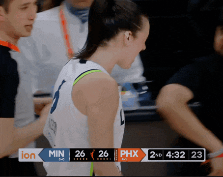 a basketball game is being played between the phoenix suns and the minnesota vikings