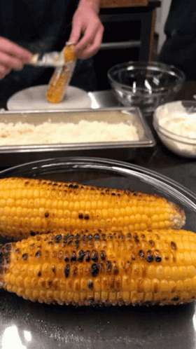 Corn On The Cob Corn GIF - Corn On The Cob Corn Buttered Corn GIFs