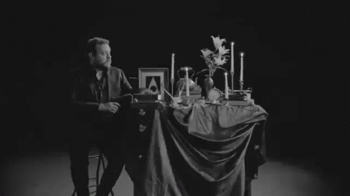 Alone Nathaniel Rateliff GIF - Alone Nathaniel Rateliff And Its Still Alright GIFs