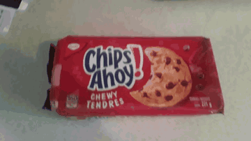 Chips Ahoy Cookies GIF - Chips Ahoy Cookies Chewy GIFs