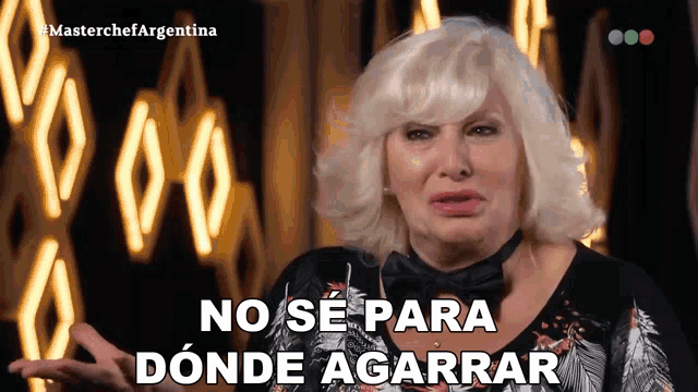 a woman says no se para donde agarrar on a screen