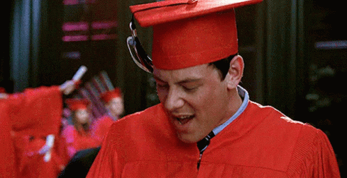 Glee Finn Hudson GIF - Glee Finn Hudson Graduate GIFs