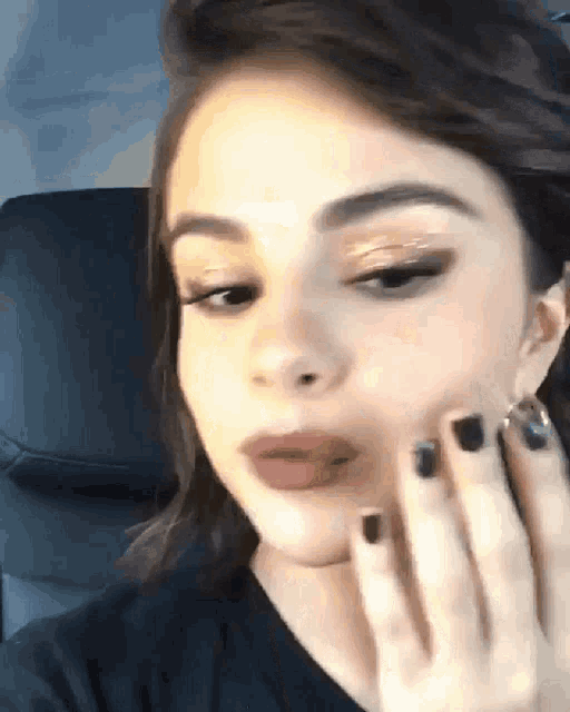 Selena Gomez Nails GIF - Selena Gomez Nails Pretty GIFs