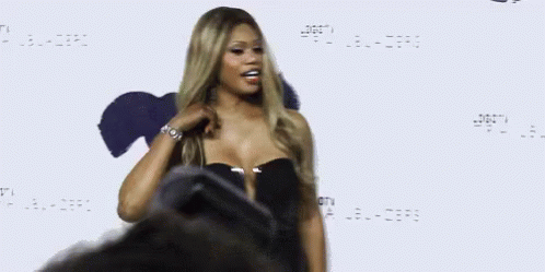 When I Know I Look Good GIF - Laverne Cox All Woman Feeling Good GIFs