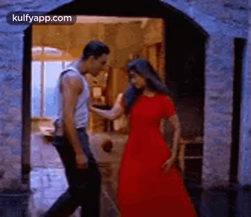 Romantic Couple.Gif GIF - Romantic Couple Madhavan Shalini Ajith GIFs