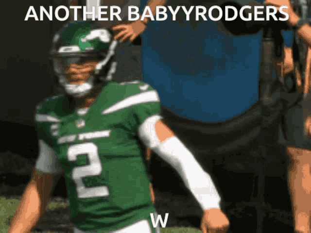 a new york jets football player wearing number 22