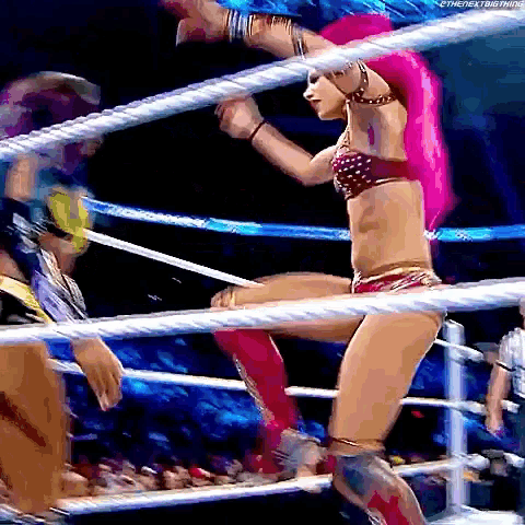 Sasha Banks Double Knees GIF - Sasha Banks Double Knees Naomi GIFs