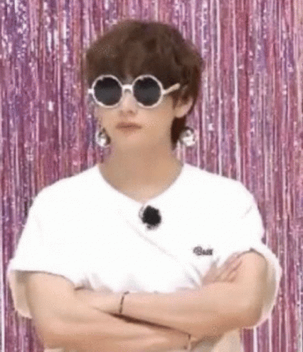 Btscraq Taehyung Teddy Bear GIF - Btscraq Taehyung Teddy Bear Arms Crossed Sunglasses GIFs
