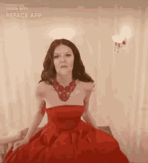Renée Slater GIF - Renée Slater Red GIFs
