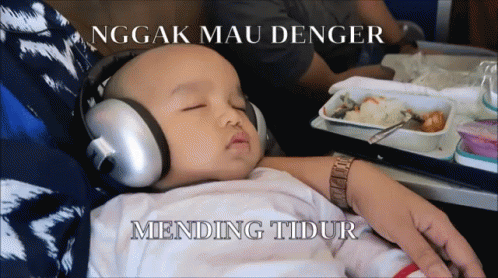 Naak Mau Denger GIF - Kamil Family Baby Bayi GIFs