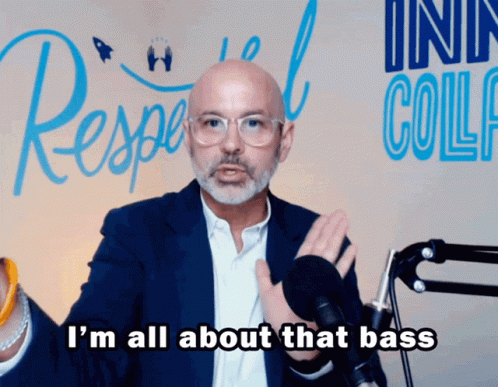 Thereceptionist All About That Bass GIF - Thereceptionist All About That Bass No Treble GIFs