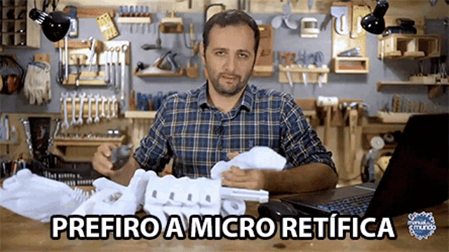 Prefiro A Micro Retifica Ibere Thenorio GIF - Prefiro A Micro Retifica Ibere Thenorio I Prefer The Electrical Tool GIFs