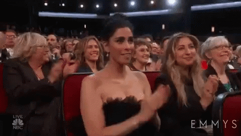 Emmys Sarah Silverman GIF - Emmys Sarah Silverman Clapping GIFs