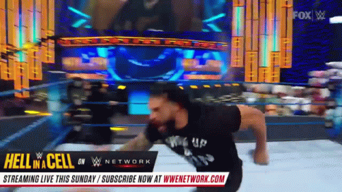 Jey Uso Roman Reigns Beat Up GIF - Jey Uso Roman Reigns Beat Up Wwe GIFs