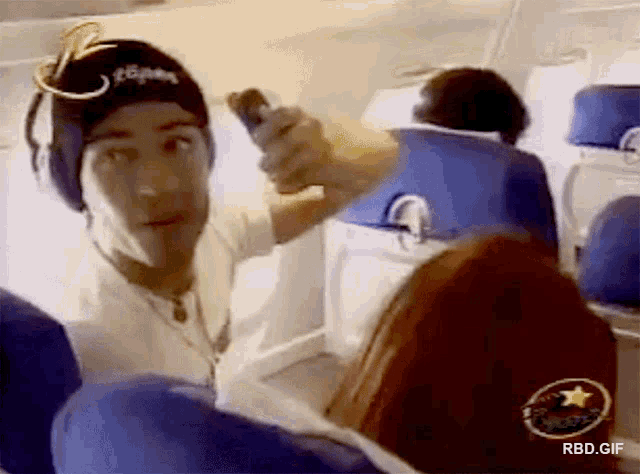 Trendy Dyp GIF