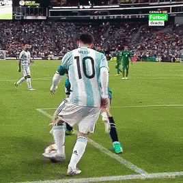 Messi Crossover GIF - Messi Crossover Ankle Break GIFs