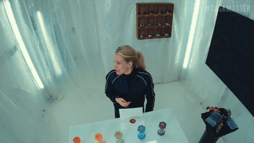 Lucy Beaumont Taskmaster GIF - Lucy Beaumont Taskmaster Shakes Head GIFs