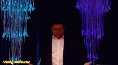 Nick Frost Nick Frost Entrance GIF - Nick Frost Nick Frost Entrance Entrance GIFs