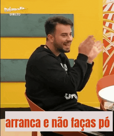 a man sitting in a chair with his hands in the air and the words arranca e não facas po on the bottom