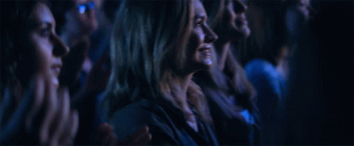 Clap Cheering GIF - Clap Cheering Applause GIFs