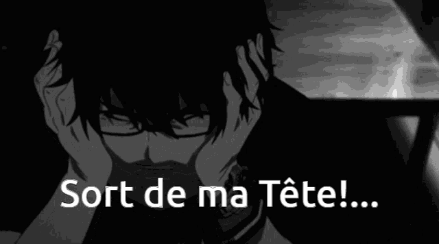 a black and white photo with the words sort de ma tete in white
