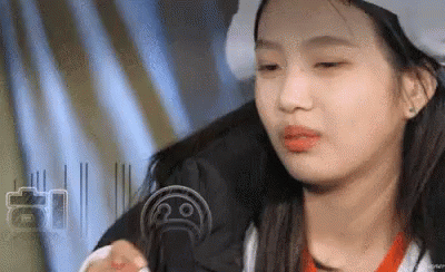 레드벨벳 조이 슬픔 힝 슬퍼 슬프다 슬픈 억울 GIF - Sad Joy Red Velvet GIFs