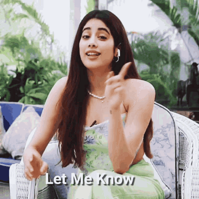 Janhvi Kapoor Janhvi GIF - Janhvi Kapoor Janhvi Let Me Know GIFs