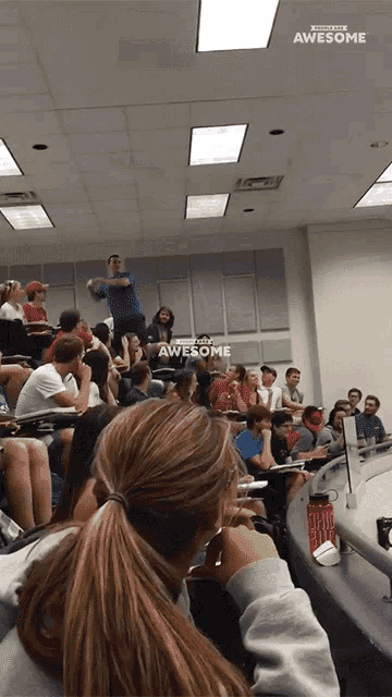 Trick Shot People Are Awesome GIF - Trick Shot People Are Awesome Paper Toss GIFs