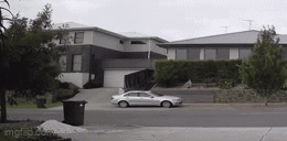 Garbage Truck Eats GIF - Garbage Truck Eats Confused GIFs