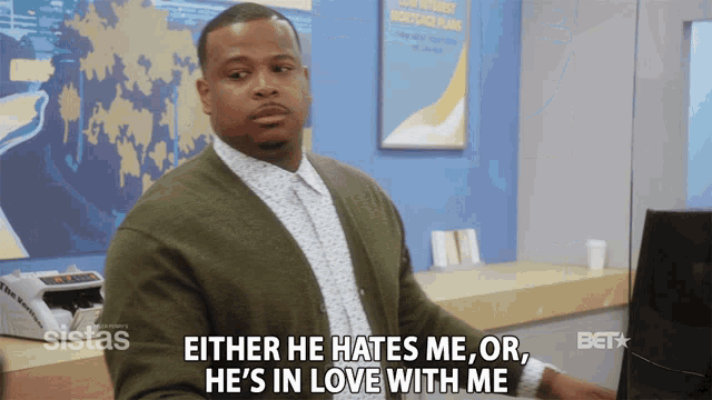 Hes In Love With Me He Hates Me GIF - Hes In Love With Me He Hates Me Maurice GIFs