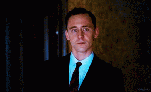 Tom Hiddleston Crying GIF - Tom Hiddleston Crying Sad GIFs