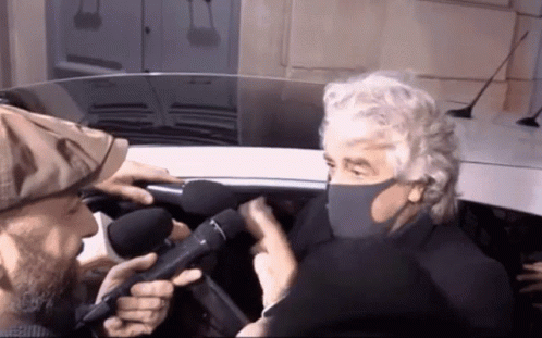 Beppe Grillo Valerio Interview GIF - Beppe Grillo Valerio Interview Mask GIFs