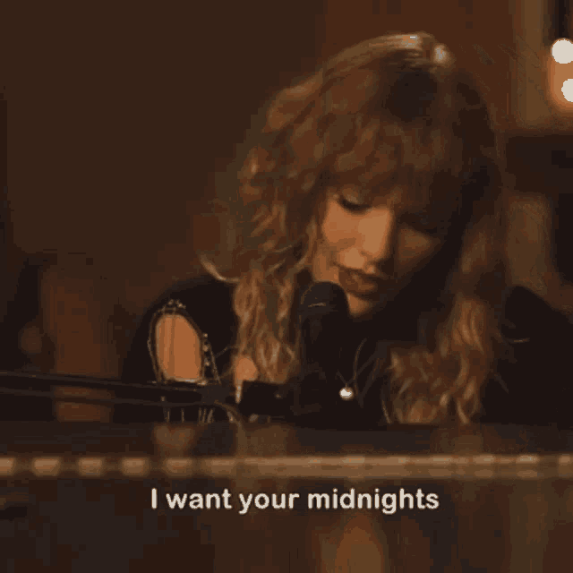 New Year Taylor Swift GIF - New Year Taylor Swift Music Icon GIFs