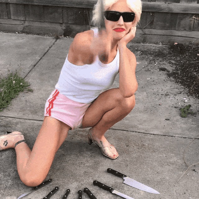 Amyl And The Sniffers GIF