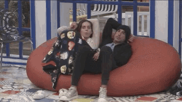 Lazy Cant Get Up GIF - Lazy Cant Get Up GIFs
