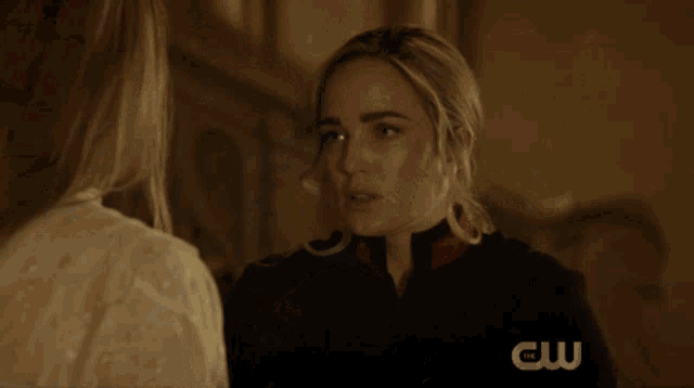 Legends Of Tomorrow Avalance GIF - Legends Of Tomorrow Avalance Sara Lance GIFs