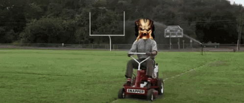 Predator Forrest Gump GIF - Predator Forrest Gump Lawnmover GIFs
