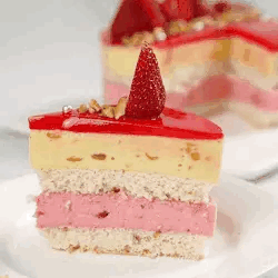 Strawberry Cake Dessert GIF - Strawberry Cake Cake Dessert GIFs