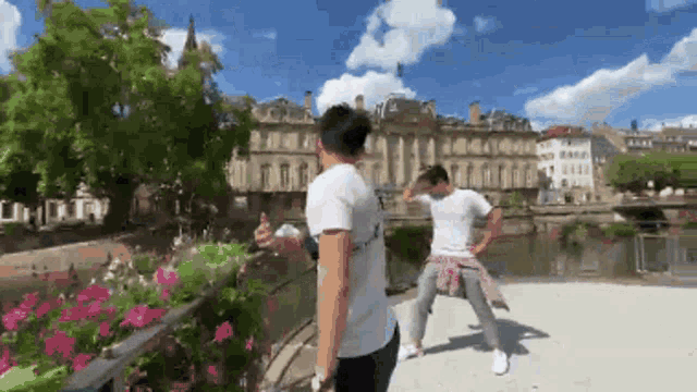Arnaud Muscles GIF