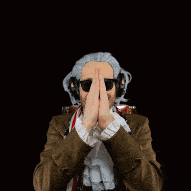 a man dressed as george washington with the word razyve written above him
