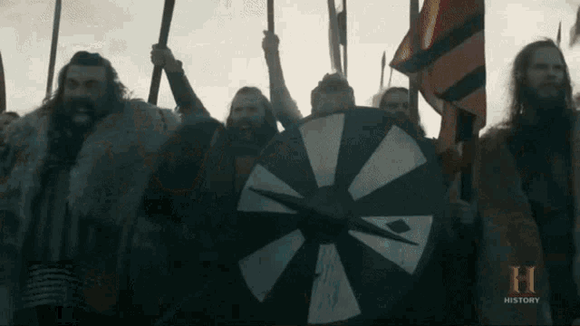 Army Cheering GIF - Army Cheering Vikings GIFs