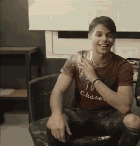 Gonza Gravano Smiling GIF - Gonza Gravano Smiling Laughing GIFs