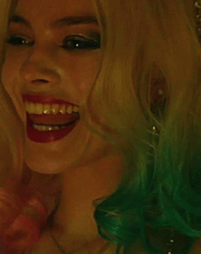 Harley Quinn Heyy GIF - Harley Quinn Heyy How You Doing GIFs