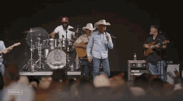 Spin Neal Mc Coy GIF - Spin Neal Mc Coy Stagecoach GIFs