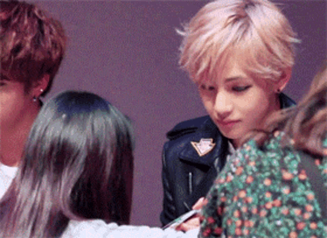 Bts Taehyung Smile Glance Fansign GIF