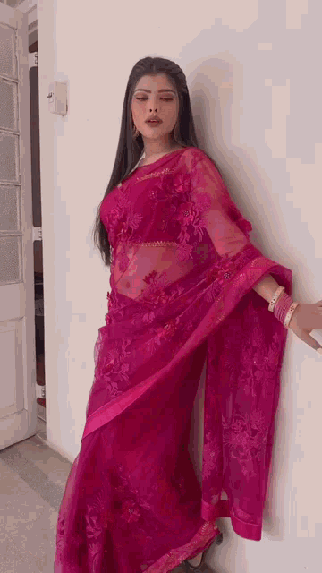 Saree Saree Dance GIF - Saree Saree Dance GIFs